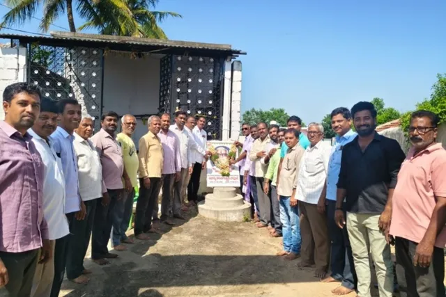 చొప్పదండి: గోపాల్ రావు పేటలో కొండా లక్ష్మణ్ బాపూజీ జయంతి
