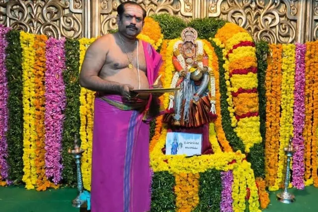 మోహిని అవతారంలో శ్రీ వాసవి కన్యకా పరమేశ్వరి