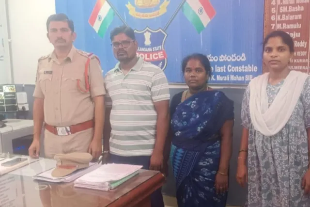 మిస్సింగ్ కేసును చేదించిన మర్రిగూడ పోలీసులు మిస్సింగ్ కేసును చేదించిన మర్రిగూడ పోలీసులు