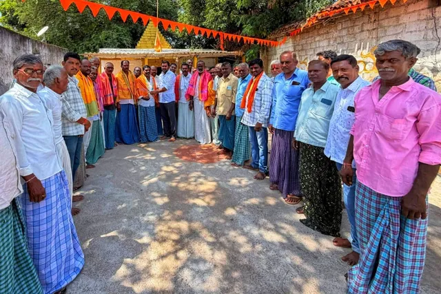 గౌడ సంఘం కార్యవర్గ సభ్యులను సన్మానించిన నల్ల మనోహర్ రెడ్డి