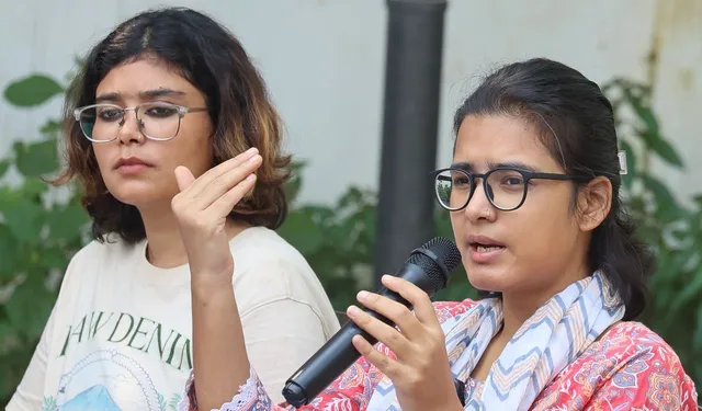 పీస్ బాండ్‌పై సంతకం చేసేదే లేదు: నేహా బోరా