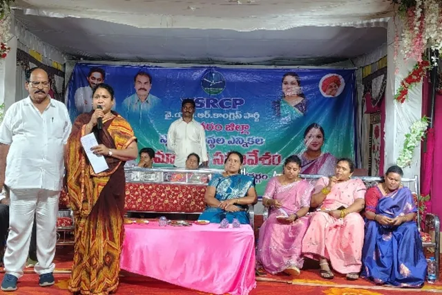స్థానిక ఎన్నికలలో విజయం సాదించాలి... మాజీ ఎమ్మెల్యే ధనలక్ష్మి