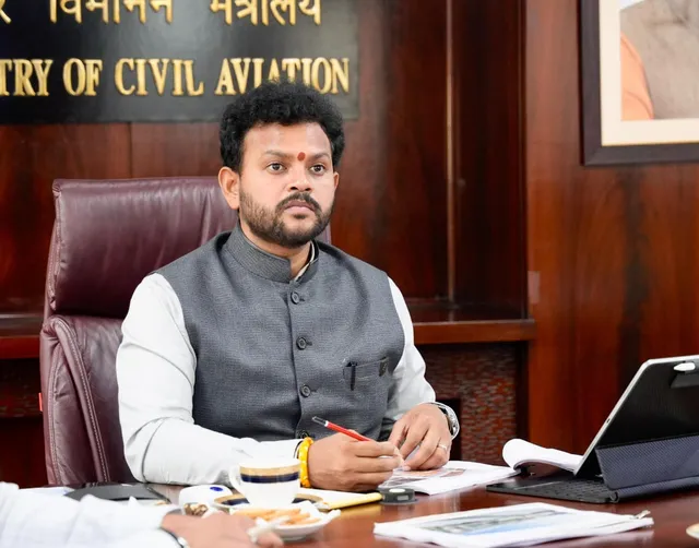 టెక్కలి రైలు దుర్ఘటనపై కేంద్రమంత్రి రామ్మోహన్ దిగ్భ్రాంతి