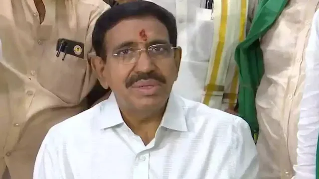 తుఫాను ముప్పు: మున్సిపల్ అధికారులతో మంత్రి నారాయణ టెలీకాన్ఫరెన్స్