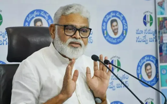 నిరుద్యోగుల జీవితాలతో ప్రభుత్వం ఆడుకుంటోంది: అంబటి