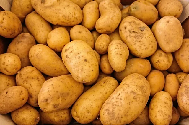 உருளைக்கிழங்கை எந்த மாதிரியான நபர்கள் சாப்பிடக்கூடாது