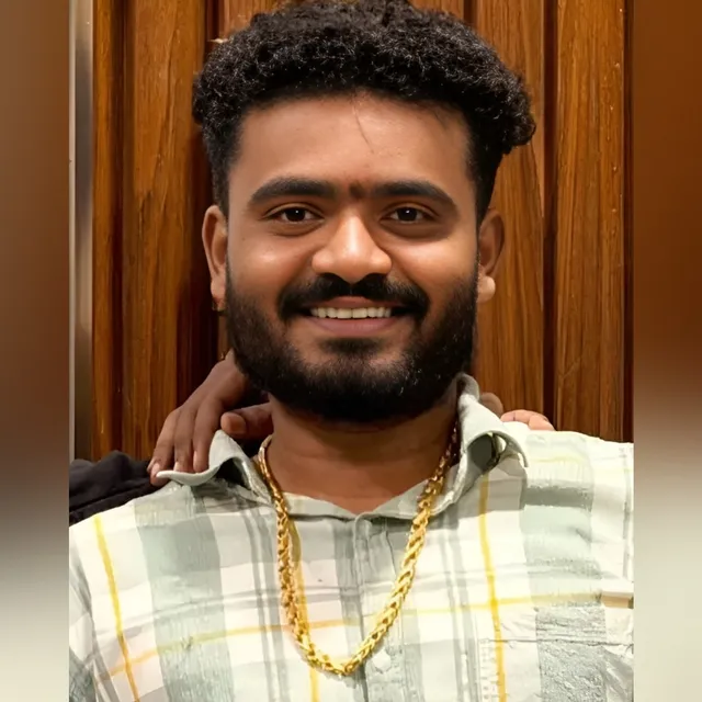 ఫోన్ చేసి వేధింపులు.. యువ లాయర్ ఆత్మహత్య!