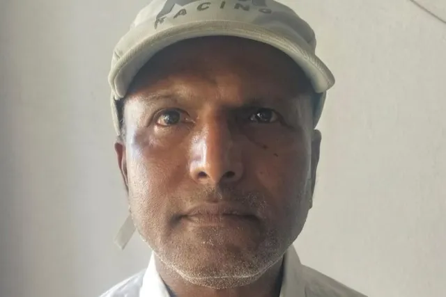 గుడిలోకి పాములు, తేళ్లు.. విద్యుత్ అధికారుల నిర్లక్ష్యం గుడిలోకి పాములు, తేళ్లు.. విద్యుత్ అధికారుల నిర్లక్ష్యం