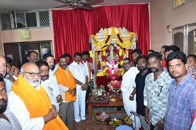 హన్మకొండ శారదాపీఠంలో ఘనంగా శరన్నవరాత్రి ఉత్సవాలు