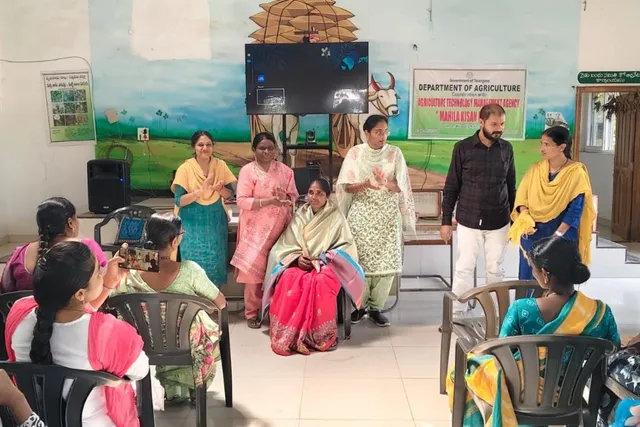 వ్యవసాయంలో మహిళా రైతుల పాత్ర కీలకం... వ్యవసాయ అధికారి
