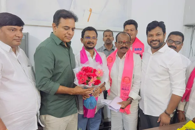 బీఆర్ఎస్ లో చేరిన బీజేపీ, కాంగ్రెస్ నాయకులు