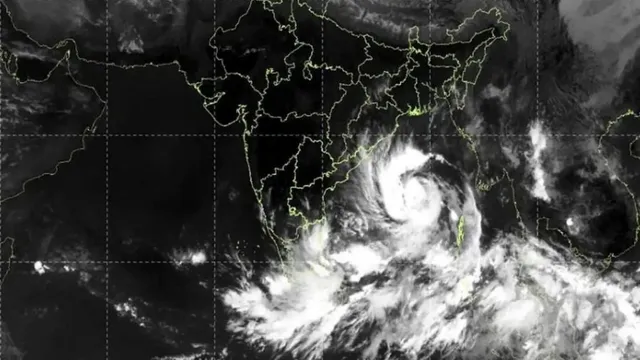 ஏனாம் அருகே நாளை மறுதினம் கரையைக் கடக்கிறது ‘அர்னாப்’