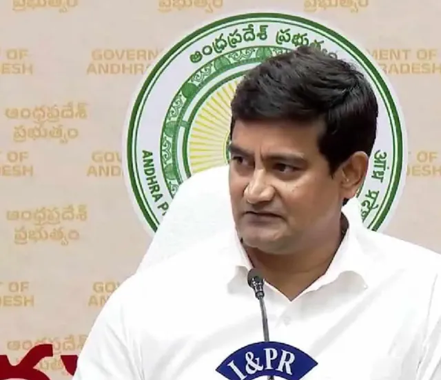 6 లక్షల పింఛన్‌లను తొలగించామన్నది అబద్ధం: మంత్రి శ్రీనివాస్