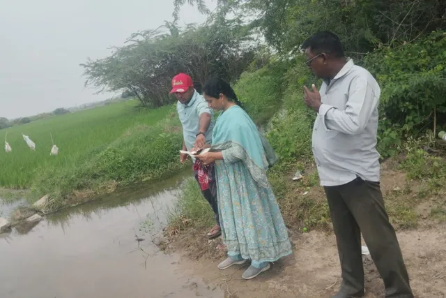రైతులు ఆన్‌లైన్‌లో పంటలను నమోదు చేసుకోవాలి: ఏఈఓ రేష్మ