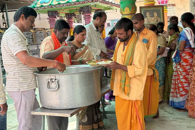 కోదాడలో శ్రీ అభయాంజనేయ స్వామి సన్నిధిలో 214వ అన్నప్రసాద వితరణ