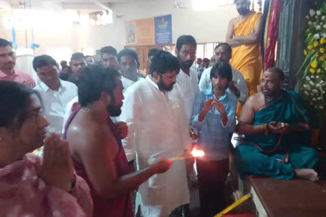బాసర అమ్మవారిని దర్శించుకున్న ఎమ్మెల్యే మైనంపల్లి రోహిత్ బాసర అమ్మవారిని దర్శించుకున్న ఎమ్మెల్యే మైనంపల్లి రోహిత్