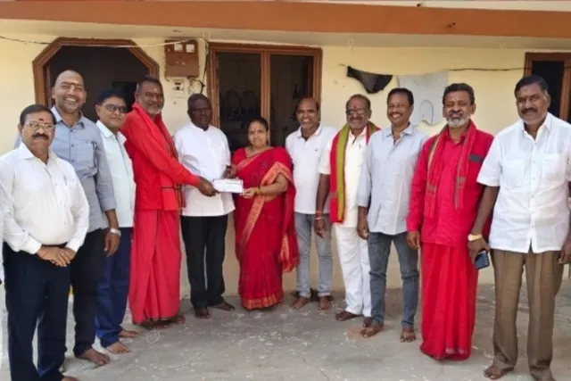 మెట్‌పల్లి మార్కండేయ మందిర నిర్మాణానికి విరాళం