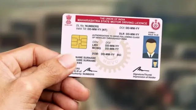 டிஜிட்டல் ஓட்டுநர் உரிமத்தை எதிர்த்து சென்னை உயர்நீதிமன்றத்தில் வழக்கு