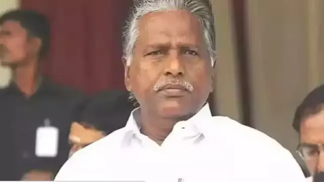 "விஜய் ஹிட்லரைப் போல் செயல்படுகிறார்".. கே.பி.முனுசாமி குற்றச்சாட்டு