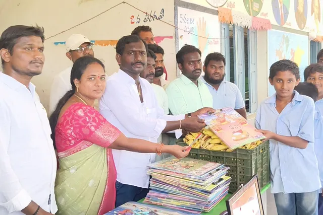 దామోదర్‌రెడ్డి స్ఫూర్తితో విద్యార్థులకు చేయూత