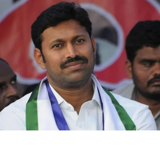 పులివెందులలో కడప ఎంపీ వైఎస్ అవినాష్ రెడ్డికి నోటీసులు