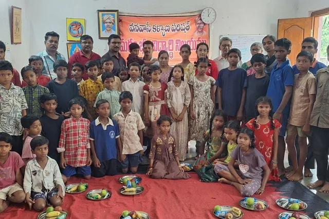 చదువుతోనే ఉన్నత స్థాయికి చేరాలి