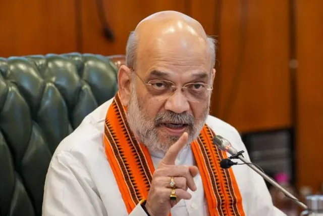 "2029-க்குள் 21 மாநிலங்களில் பொது சிவில் சட்டம் அமலாகும்".. அமித் ஷா "2029-க்குள் 21 மாநிலங்களில் பொது சிவில் சட்டம் அமலாகும்".. அமித் ஷா