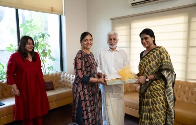 విజయసాయి రెడ్డి నివాసానికి వైఎస్ షర్మిల
