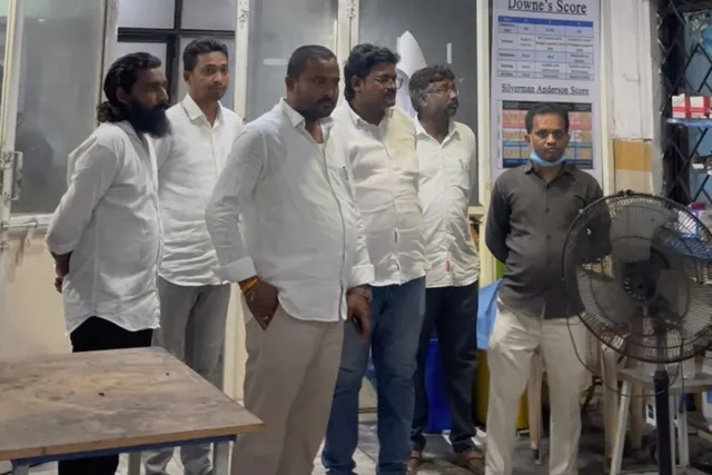 ఆదిలాబాద్ రిమ్స్ ఆసుపత్రిని సందర్శించినా కౌన్సిలర్ లు