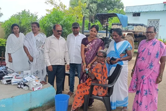 కొత్త మద్దిపడగలో వైద్య శిబిరం