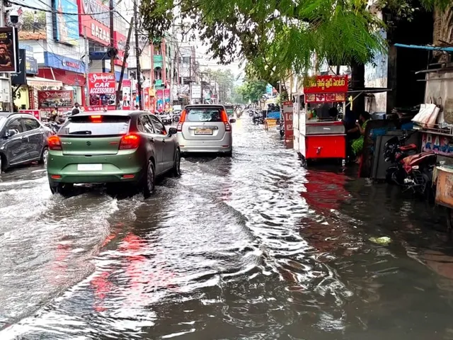 తూర్పుగోదావరి, పోలవరం జిల్లాల్లో భారీ వర్షం
