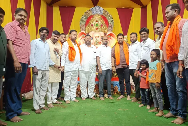 చిన్నక్రాంతి కాలనీ హౌస్ఓనర్స్ అసోసియేషన్ ఆధ్వర్యంలో అన్నదానం