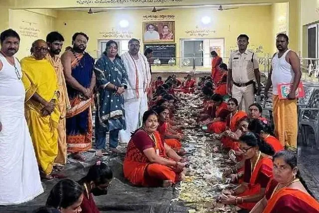 ఐనవోలు మల్లన్న హుండీ ఆదాయం రూ.7.37 లక్షలు