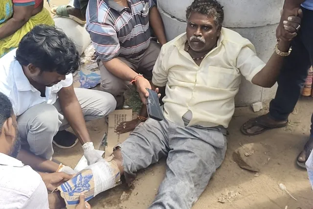 కైకలూరులో రోడ్డు ప్రమాదం