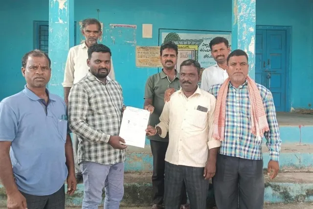 పేదల ఆరోగ్యానికి సీఎంఆర్ఎఫ్ కొండంత అండ.. ఉపసర్పంచ్