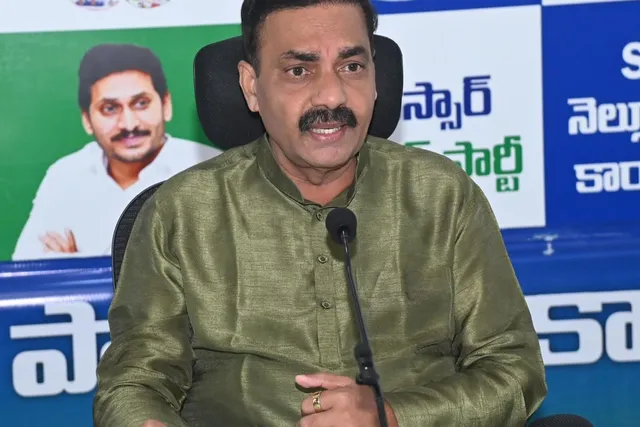 నామినేషన్ల తిరస్కరణపై కోర్టును ఆశ్రయిస్తాం: కాకాణి నామినేషన్ల తిరస్కరణపై కోర్టును ఆశ్రయిస్తాం: కాకాణి