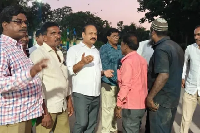 ఆర్టీసీ ఎన్నికల ప్రచారంలో పాల్గొన్న అజ్మీరా శ్యామ్ నాయక్