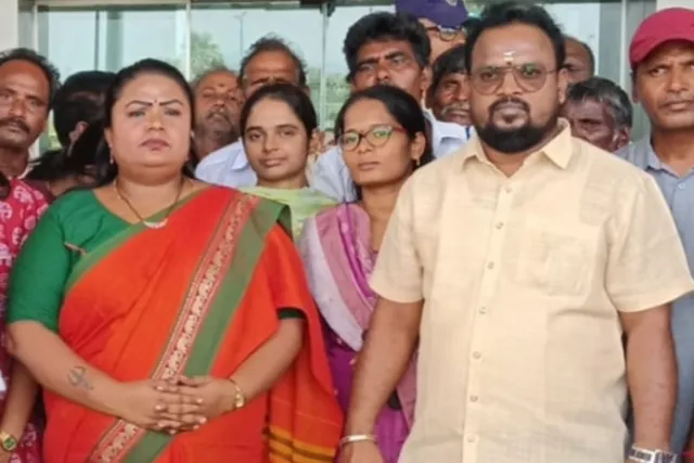 1. తిరుపతిలో సేవా సంకల్ప అభియాన్ విజయంపై పీట్ల అంజలి హర్షం 1. తిరుపతిలో సేవా సంకల్ప అభియాన్ విజయంపై పీట్ల అంజలి హర్షం