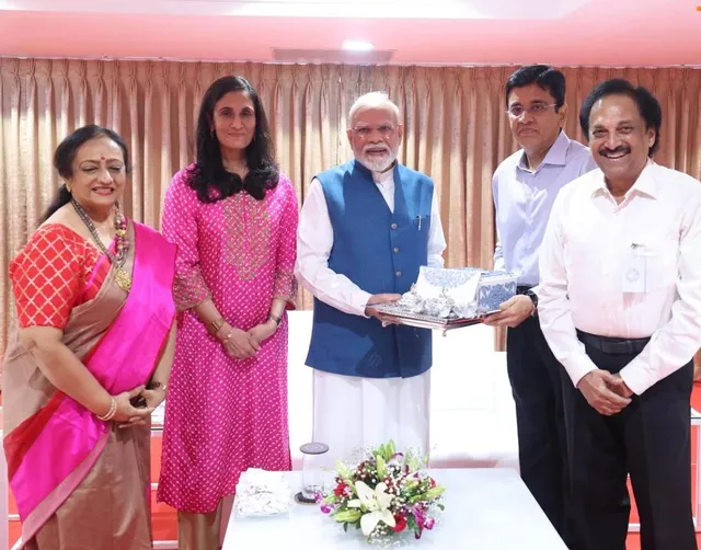 பிரதமர் மோடிக்கு அழைப்பு விடுத்த கலாநிதி மாறன், ரவிச்சந்தர்
