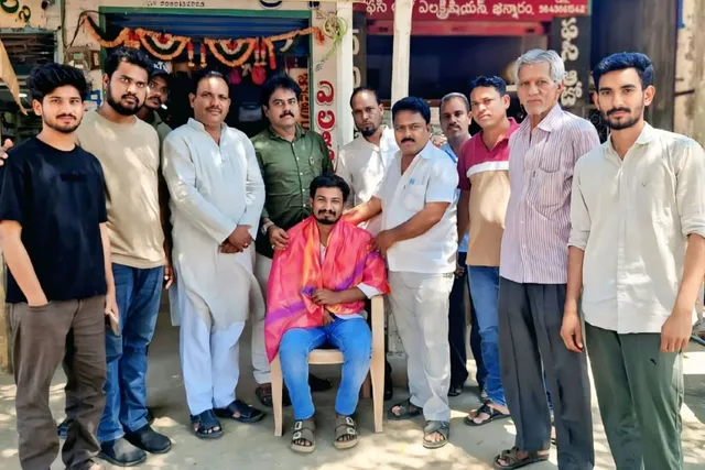 జిల్లా అధ్యక్షున్నీ సన్మానించిన జన్నారం కాంగ్రెస్ నాయకులు