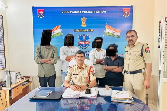 విధి నిర్వహణలో కానిస్టేబుల్‌పై దాడి.. నలుగురి అరెస్ట్