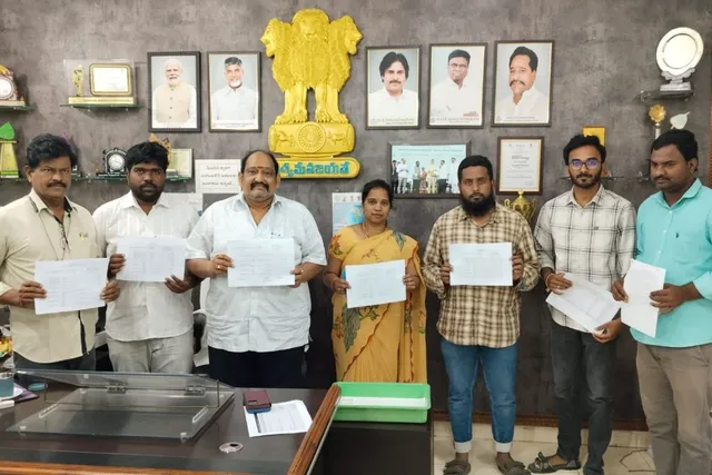 పలమనేరు మున్సిపాలిటీలో 72 పోలింగ్ కేంద్రాల తుది జాబితా విడుదల