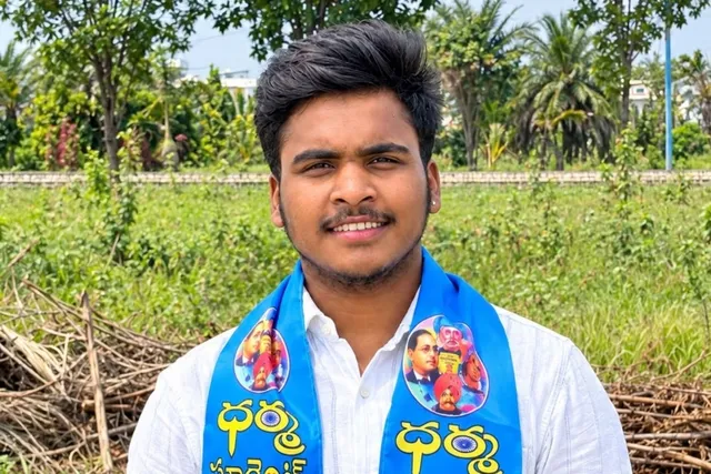 పర్షపల్లి-జహీరాబాద్ రహదారి గుంతలమయం.. అఖిల్ మహారాజ్