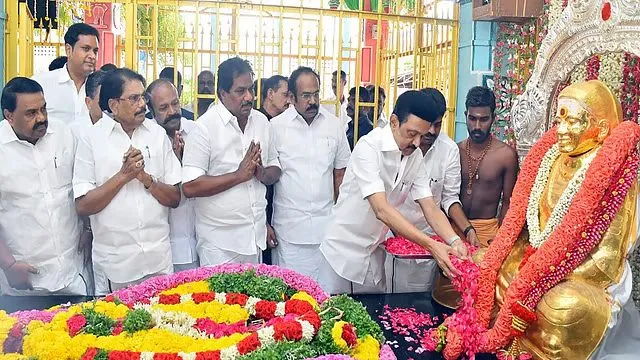 தேவர் குருபூஜையை முன்னிட்டு 103 பள்ளிகளுக்கு நாளை விடுமுறை