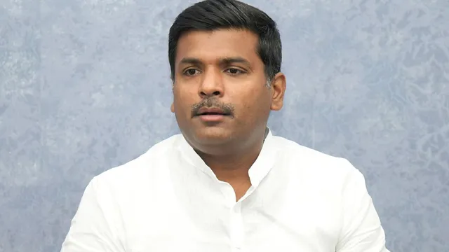 Gudivada Amarnath fire on CM Chandrababu