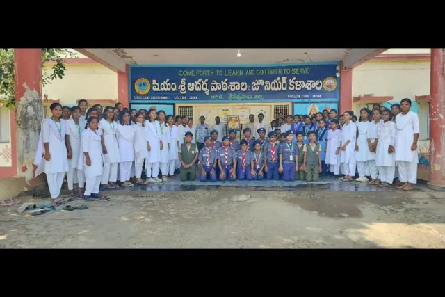 అగళి ఆదర్శ పాఠశాలలో గాంధీ జయంతి ఘనంగా నిర్వహణ