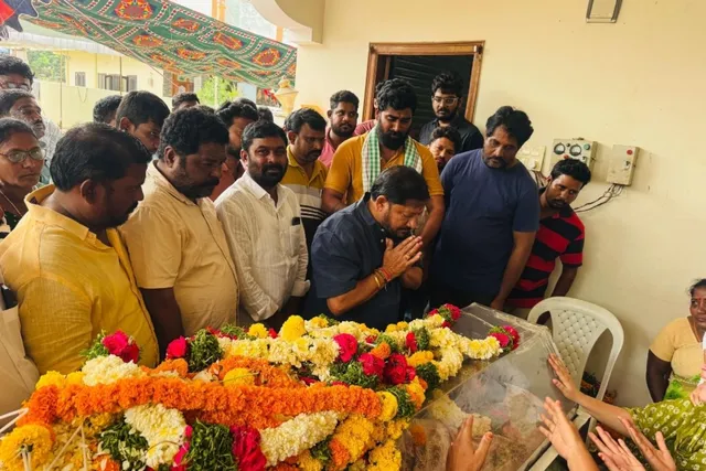 మాజీ కౌన్సిలర్ చెంచల శ్రీనివాస్ మృతి