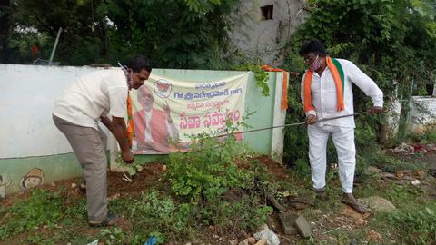 పామూరులో స్వచ్ఛ భారత్ నిర్వహణ