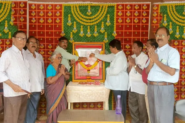 గాన గంధర్వుడు బాలుకి ఘన నివాళి గాన గంధర్వుడు బాలుకి ఘన నివాళి