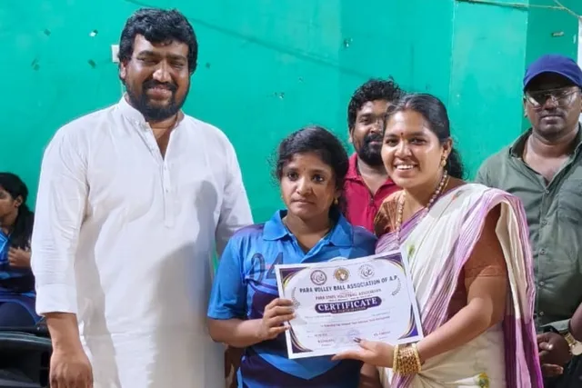 జాతీయ పారా వాలిబాల్ 3వ ఫెడరేషన్ కు ఐనాలక్ష్మి ఎంపిక జాతీయ పారా వాలిబాల్ 3వ ఫెడరేషన్ కు ఐనాలక్ష్మి ఎంపిక